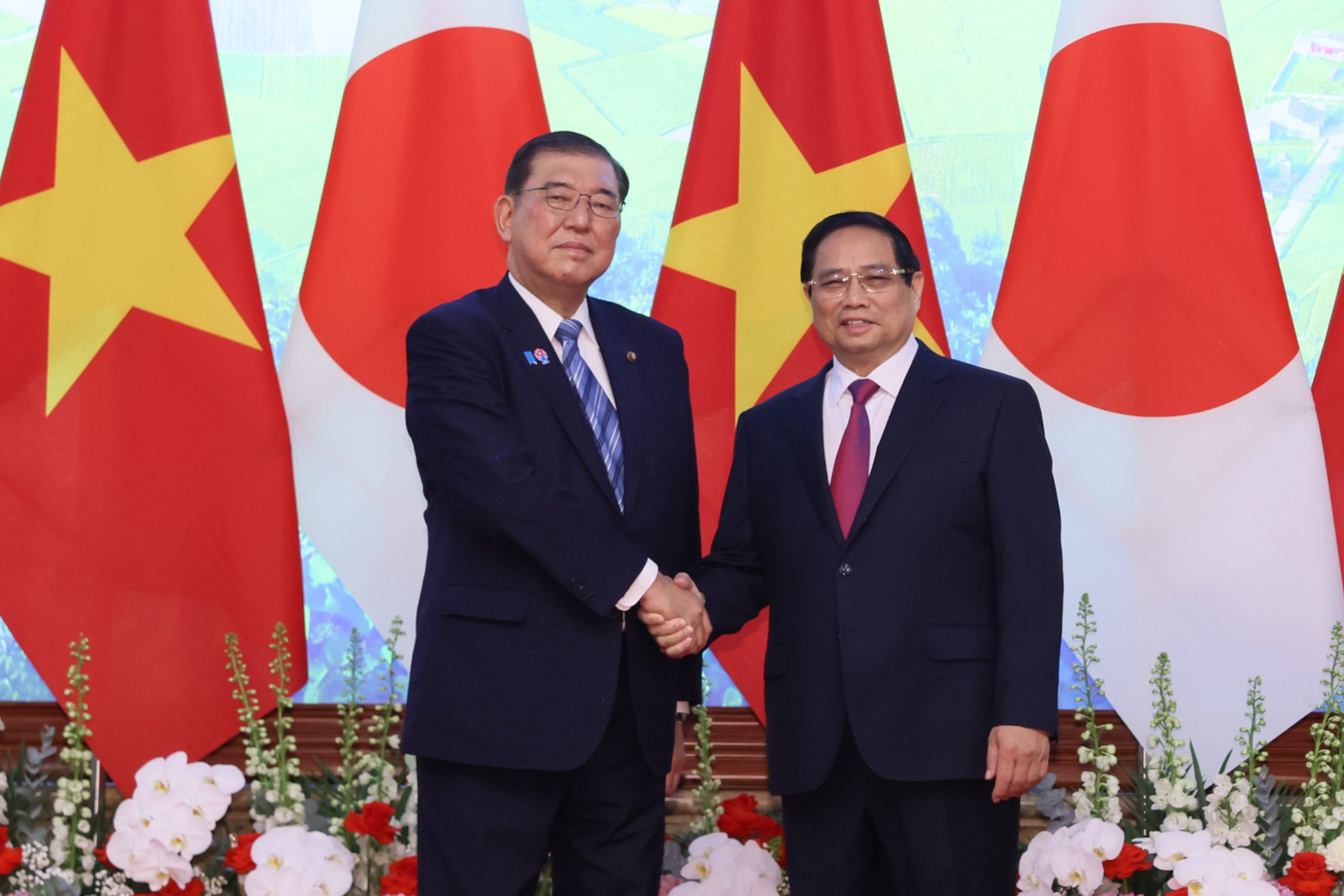 เยี่ยมชม Viet Nam: วันที่ 2 (1) (นายกรัฐมนตรีในการดำเนินการ)