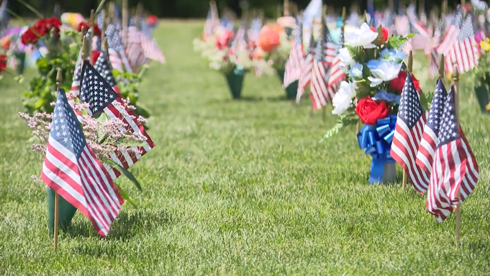 สมาชิก West Michigan Honors Fallen Service กับ Memorial Day Services กิจกรรม